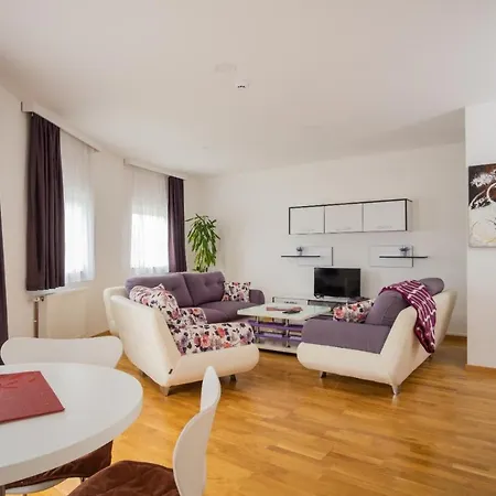 Kasmir * בוגוינו