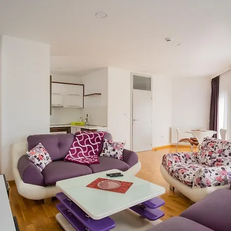 Kasmir * בוגוינו